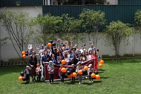 La marcha del Regimiento Inmortal en la Embajada de Rusia La marcha del Regimiento Inmortal en la Embajada de Rusia