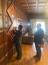 El Embajador de Rusia, Vladímir Sprinchan, se reunió con una figura de la cultura ecuatoriana